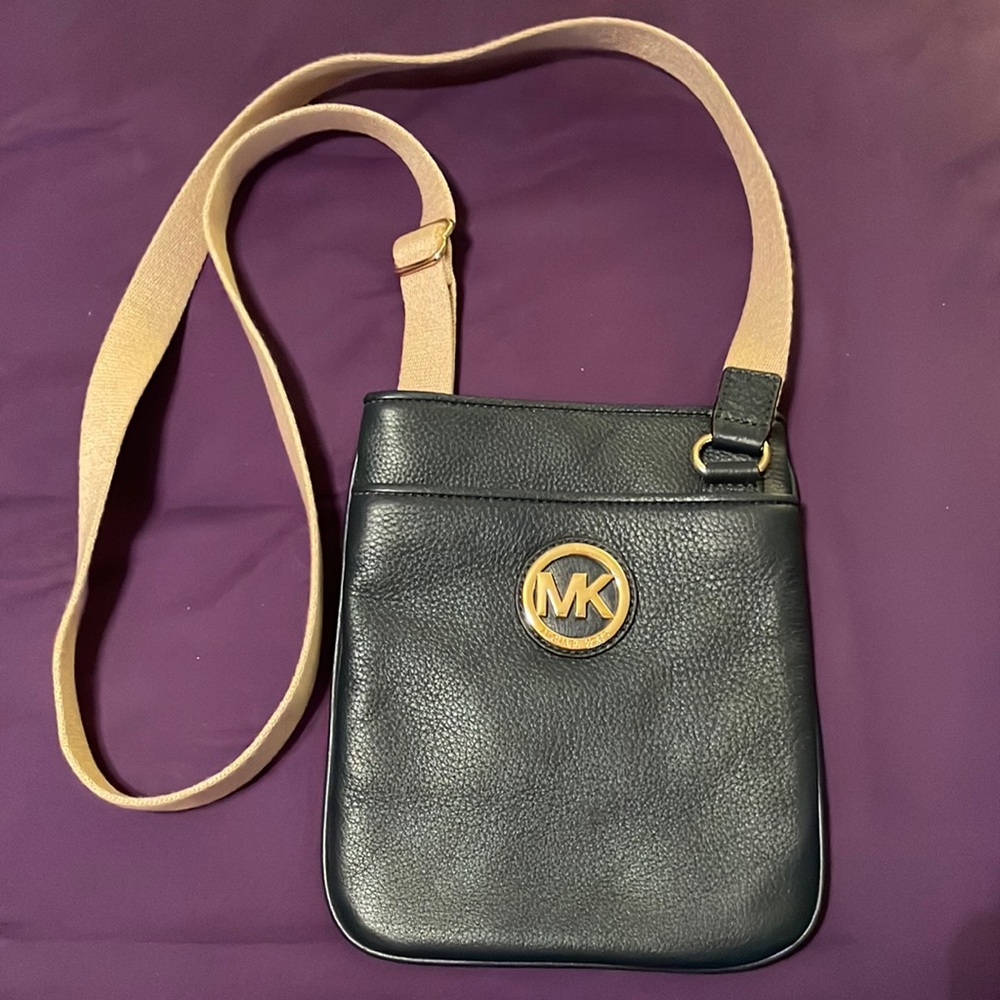 Michael Kors Cross Body Purse